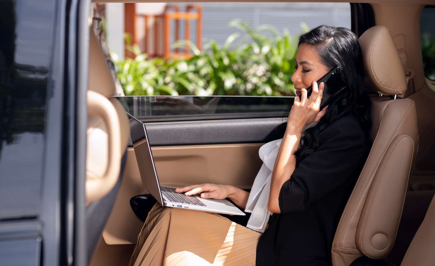 Chat site chauffeur privé – Bouton WhatsApp intégré